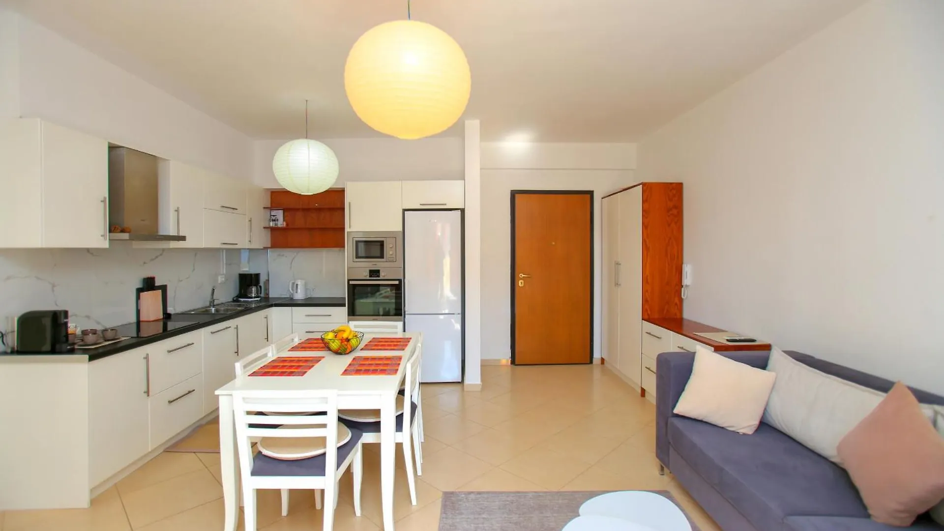 Holiday Apartment In Lungomare Vlore 085 Albania