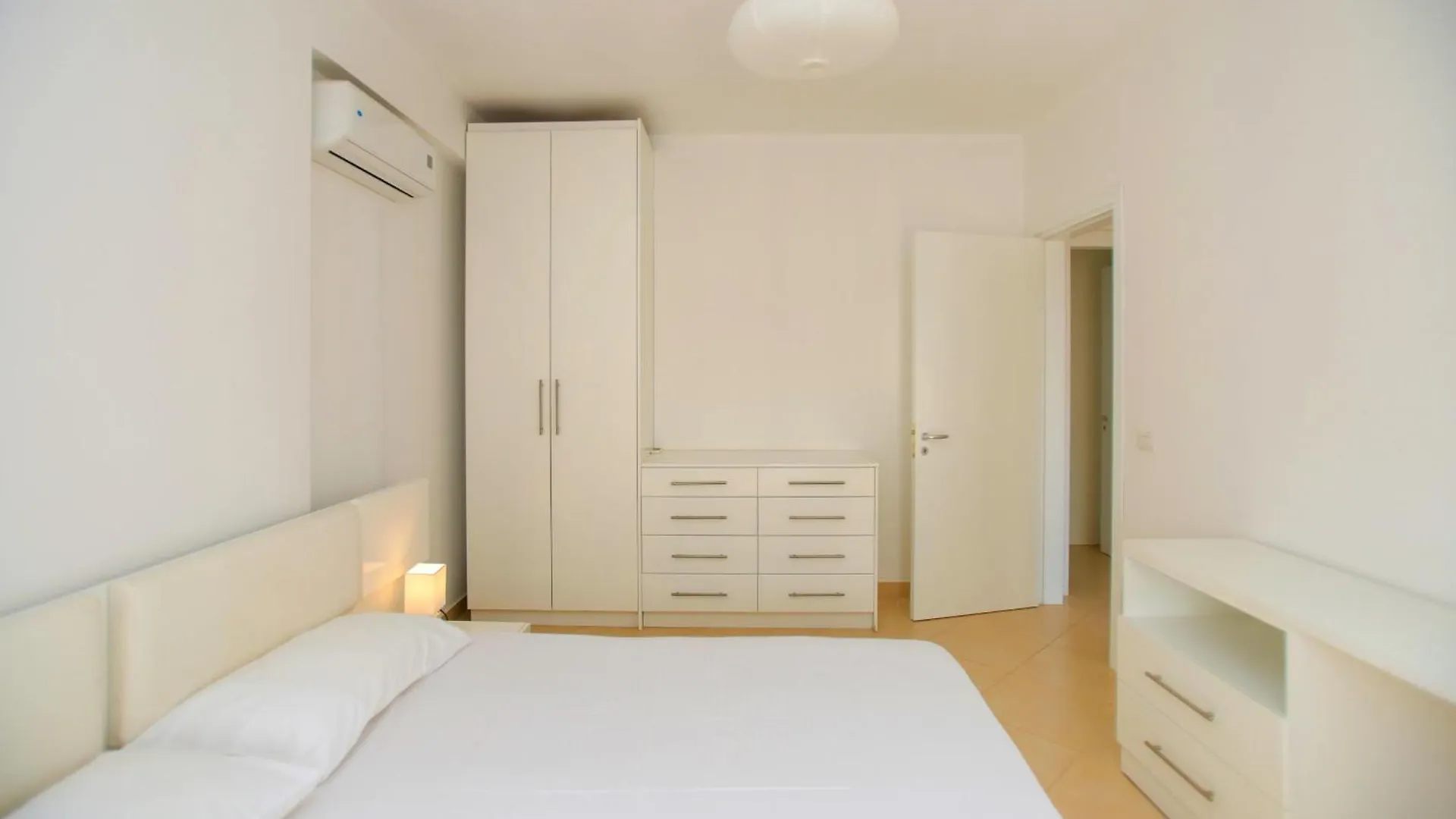 Holiday Apartment In Lungomare Vlore 085