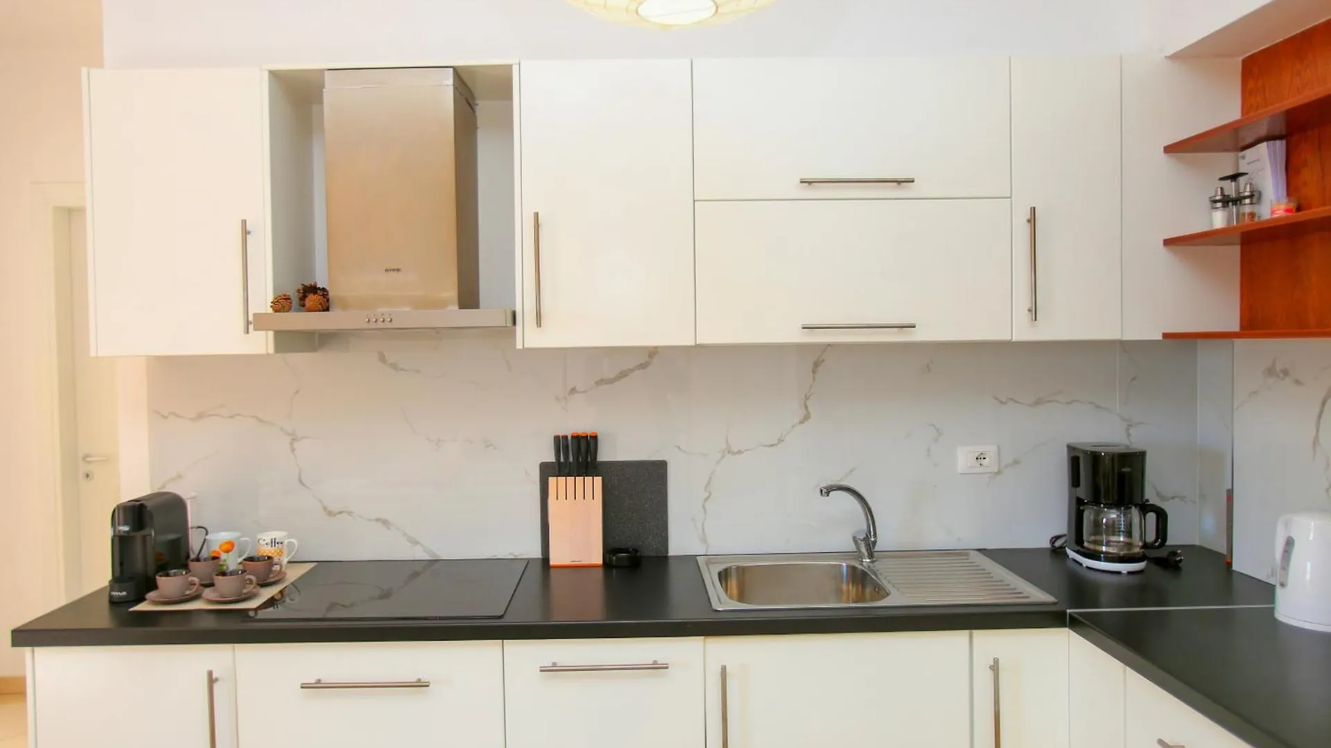 Holiday Apartment In Lungomare Vlore 085