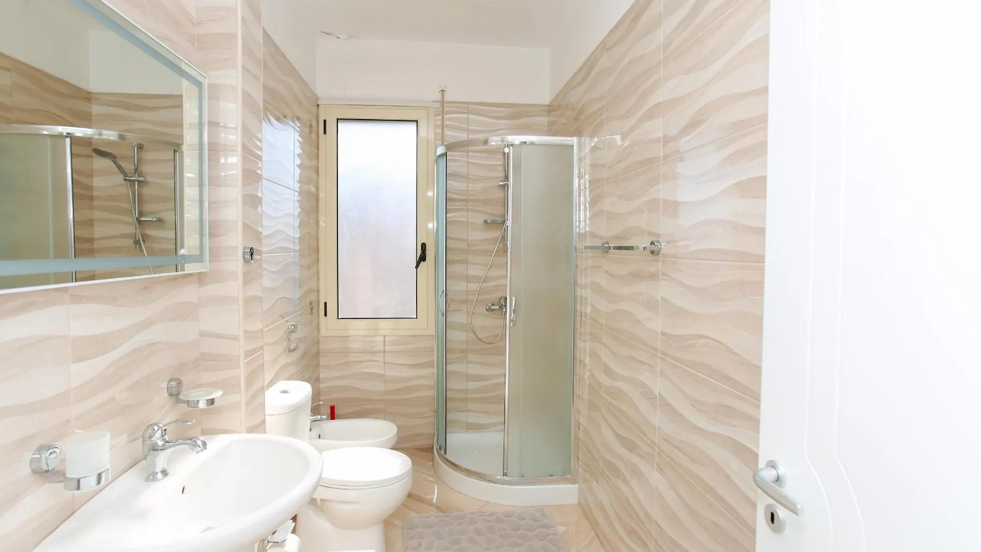 Holiday Apartment In Lungomare Vlore 085