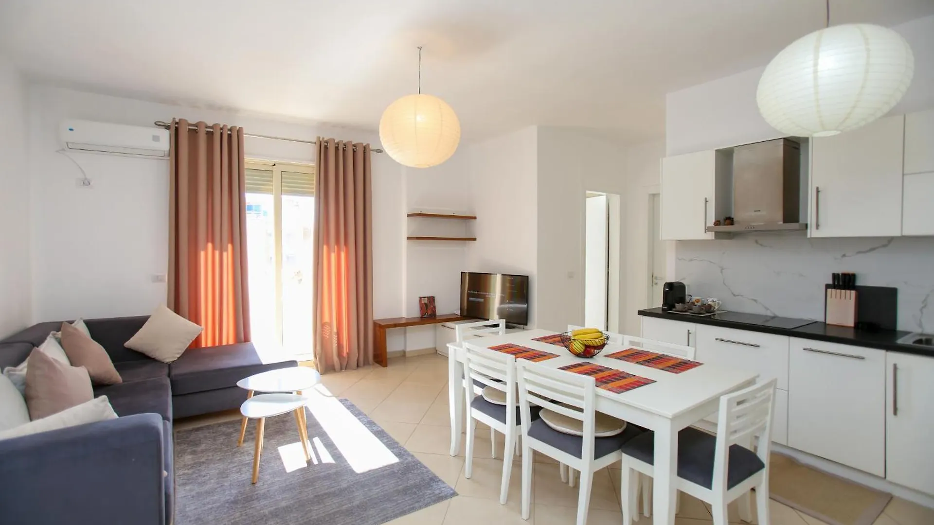 Holiday Apartment In Lungomare Vlore 085 Albania