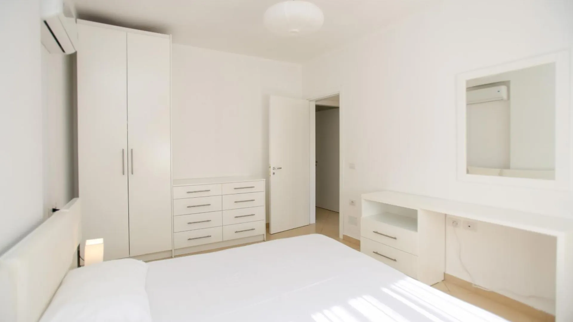 Holiday Apartment In Lungomare Vlore 085